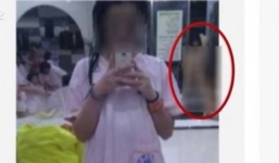 Bị bắt vì hồn nhiên 'livestream' trong phòng tắm công cộng