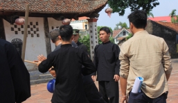 Diễn viên đóng thế Công Lý bị chém vào tay trên phim trường