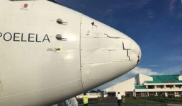 Thiết bị bay bí ẩn đâm nứt mũi Boeing chở  86 người