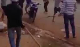 20 thanh niên cầm dao cán dài truy sát giữa tỉnh lộ