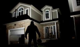 Chủ biệt thự ở Sài Gòn báo mất nữ trang hơn 2 tỷ