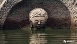 Trung Quốc: Tượng phật nhà Minh nổi lên mặt hồ