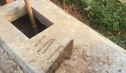 Hé lộ nguyên nhân hàng chục ngôi mộ bị đóng đinh, dao ở Hà Nội