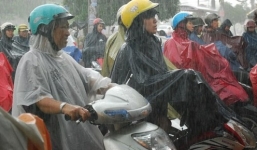 Miền Bắc rét đậm, áp thấp đang mạnh lên trên Biển Đông