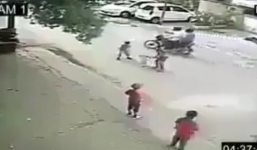 Bắt cóc trẻ em táo tợn giữa ban ngày trong chớp nhoáng