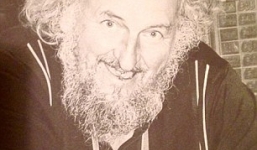 Cụ ông chết thảm sau khi nhận thách đố ăn 4 quả trứng luộc