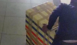 Video: Nghi phạm kéo thùng xốp chứa thi thể nữ sinh Sài Gòn đi phi tang