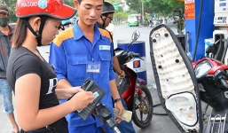 Mỗi lít xăng “cõng” tối đa 8.000 đồng thuế bảo vệ môi trường