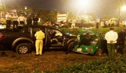 Tin tai nạn giao thông ngày 16/1: Tông hông ô tô, xe máy gãy đôi 