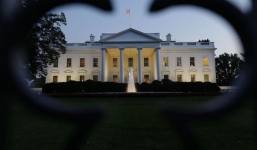 Trump cân nhắc 'trục xuất' các nhà báo khỏi Nhà Trắng