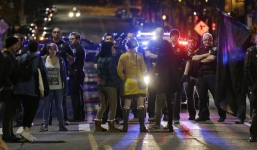 Donald Trump đối mặt với hàng trăm cuộc biểu tình sau lễ nhậm chức