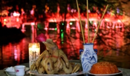 Đêm Giao thừa Đinh Dậu 2017 có nên cúng gà trống?