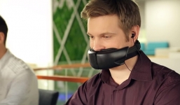 Đây là cách 'đặc trị' những người gọi điện ồn ào nơi làm việc