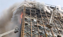 Iran: Sập nhà 17 tầng khiến 30 lính cứu hỏa thiệt mạng