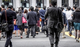 Nhân viên một công ty công nghệ phải đi bộ 10.000 bước/ngày