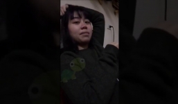 Cô gái mếu máo đòi chồng đưa đi mua đồ Tết khiến dân mạng thích thú