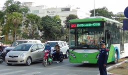 Thủ tướng: Xử lý nghiêm các hành vi gây cản trở hoạt động của xe buýt nhanh