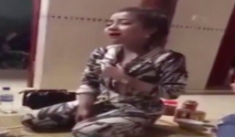 Video: Hotgirl hát ví dặm từ chối uống rượu Tết