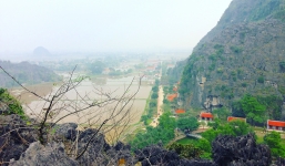 Du xuân: Về đất cố đô khám phá vẻ đẹp của Hang Múa