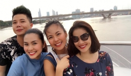 Tăng Thanh Hà bế bụng bầu, rạng rỡ đi du xuân cùng chồng