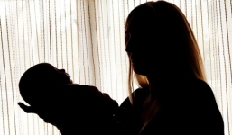 Phát hiện 6 thi thể bé sơ sinh trong kho, nghi mẹ đẻ giấu xác