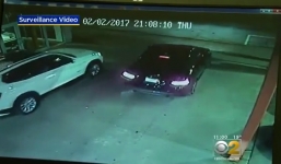 Video: 5 siêu xe bị trộm khỏi đại lý ô tô