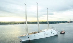 Video: Cận cảnh siêu du thuyền lớn nhất thế giới của tỷ phú Nga