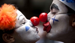 9 websites hẹn hò kì lạ nhất thế giới