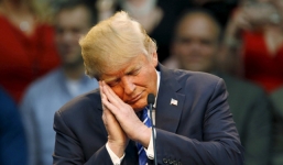 Trump tiết lộ chỉ ngủ 4-5 tiếng mỗi ngày sau khi làm tổng thống