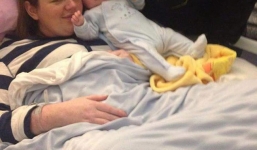 Mẹ bầu đột quỵ, tỉnh dậy con đã chào đời được 10 ngày