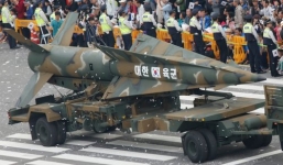 Hàn Quốc xem xét phóng tên lửa trả đũa Triều Tiên