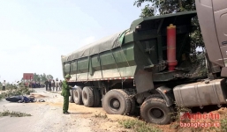 Tai nạn giao thông, người phụ nữ mang thai 8 tháng chết thảm