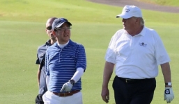 Trump khuyên Thủ tướng Nhật tăng cường trao đổi với Putin