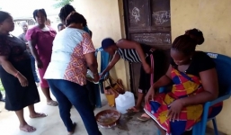 Video: Người phụ nữ bị cho là sinh ra dê ở Nigeria 