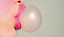 Những vụ mua bán kỳ lạ nhất trên eBay