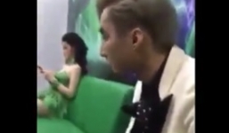 Xôn xao clip Đông Nhi chảnh khi bơ Sơn Tùng trong hậu trường