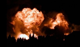 Hỏa hoạn khiến kho chứa 2.000 bình gas nổ suốt 2 giờ