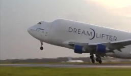 Cận cảnh 'chim sắt khổng lồ' chuyên chở thân máy bay Boeing