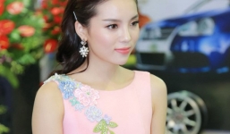 Hoa hậu Kỳ Duyên tái xuất sau khi bị hàng xóm tố kém văn hóa