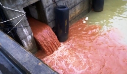 Clip xả thải nghi của Formosa được quay ở cảng Tiên Sa 2 năm trước 