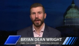 Cựu đặc vụ CIA cảnh báo nhân viên tình báo muốn lật đổ Trump