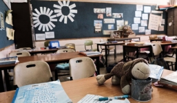 Giáo viên lột đồ học sinh vì quên làm bài tập về nhà