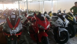 Phát hiện dàn mô tô phân khối lớn nhập lậu
