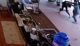 Bắt giữ đối tượng người TQ dùng dao, gậy tấn công nữ nhân viên 