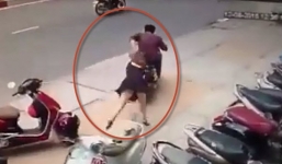 Camera hành trình ghi lại cảnh cướp giật dây chuyền táo tợn
