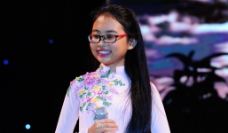 Tranh cãi màn múa bụng của 'cô bé dân ca' Phương Mỹ Chi