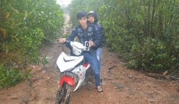 Lừa nữ đồng nghiệp vào rừng cưỡng hiếp, cướp tài sản