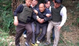 Ba tiếng truy đuổi,đấu súng với kẻ vận chuyển 39 bánh heroin