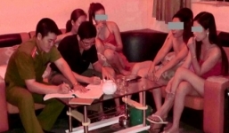 Phá ổ mại dâm giá 150.000 đồng núp bóng quán cà phê giữa làng