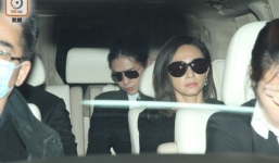 Á hậu Hong Kong nén nỗi đau sau cú sốc chồng đột tử